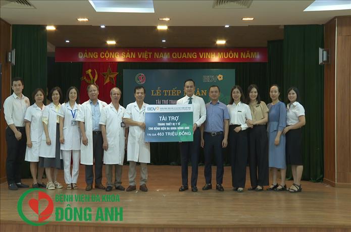 Bệnh viện Đa khoa Đông Anh tổ chức lễ tiếp nhận "Tài trợ an sinh xã hội" của Ngân hàng TMCP Đầu tư và Phát triển Việt Nam chi nhánh Đông Hà Nội trao tặng.