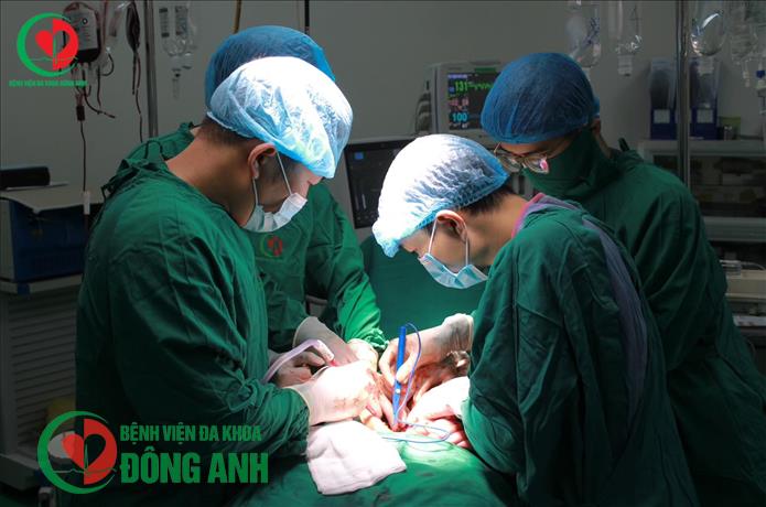 BỆNH VIỆN ĐA KHOA ĐÔNG ANH PHẪU THUẬT CỨU SỐNG NGƯỜI BỆNH ĐA CHẤN THƯƠNG DO TAI NẠN GIAO THÔNG