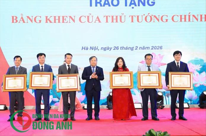NIỀM TỰ HÀO CỦA BỆNH VIỆN ĐA KHOA ĐÔNG ANH: ĐỒNG CHÍ CHU ĐÌNH NĂNG - NGUYÊN GIÁM ĐỐC BỆNH VIỆN ĐƯỢC THỦ TƯỚNG CHÍNH PHỦ TẶNG BẰNG KHEN