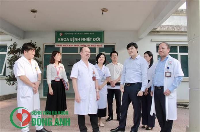 GIÁM ĐỐC SỞ Y TẾ HÀ NỘI KIỂM TRA, KHẢO SÁT HIỆN TRẠNG CƠ SỞ VẬT CHẤT TẠI BỆNH VIỆN ĐA KHOA ĐÔNG ANH