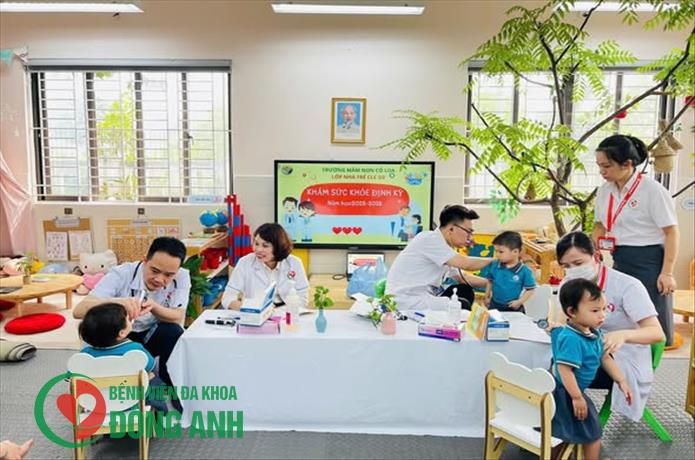 KHÁM SỨC KHỎE HỌC SINH MẦM NON - CHĂM SÓC TỪ NHỮNG ĐIỀU NHỎ NHẤT
