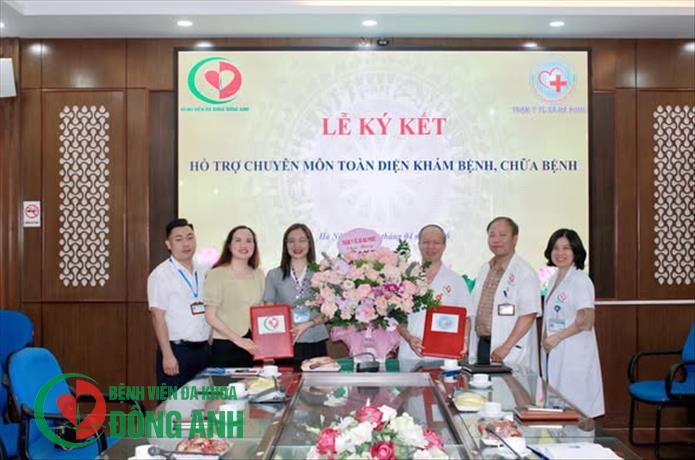 ĐẨY MẠNH HỢP TÁC CHUYÊN MÔN GIỮA BỆNH VIỆN ĐA KHOA ĐÔNG ANH VÀ TRẠM Y TẾ XÃ ĐA PHÚC