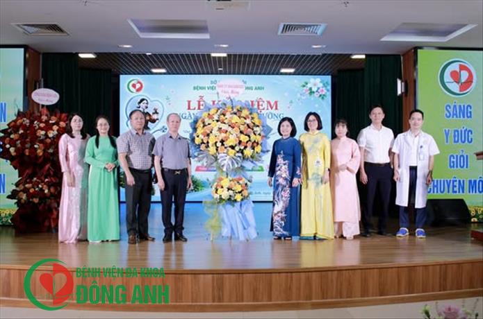 BỆNH VIỆN ĐA KHOA ĐÔNG ANH TỔ CHỨC MÍT TINH KỶ NIỆM NGÀY QUỐC TẾ ĐIỀU DƯỠNG 12/5 VÀ VINH DANH ĐIỀU DƯỠNG, HỘ SINH, KỸ THUẬT Y TIÊU BIỂU