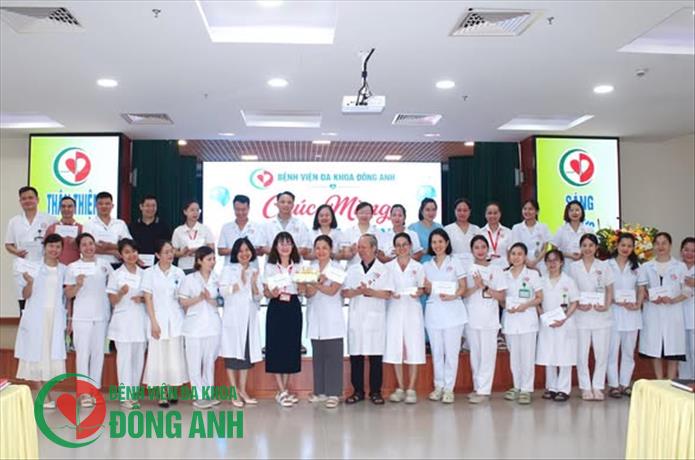BỆNH VIỆN ĐA KHOA ĐÔNG ANH TỔ CHỨC CHƯƠNG TRÌNH CHÚC MỪNG SINH NHẬT CÁN BỘ, NHÂN VIÊN THÁNG 7